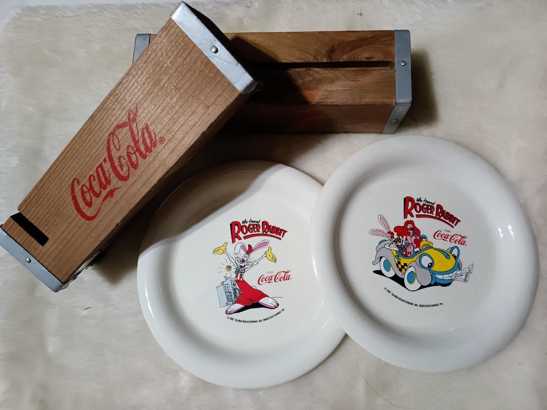1987 Vintage Coca-Cola Collectible Roger Rabbit Cake Plate and Wooden ...