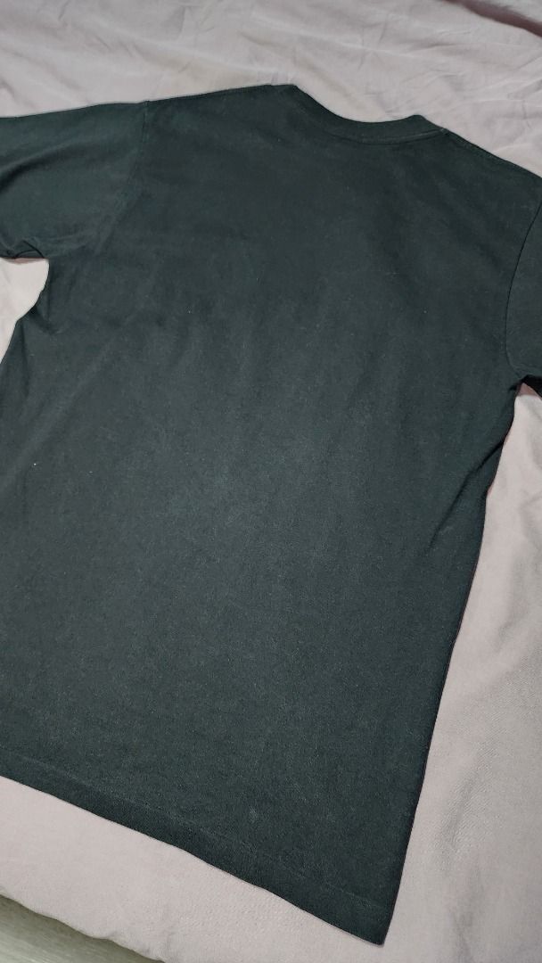A Bathing Ape Tee (Category: Tshirts & Polo Shirts) located in Singapore. Submitted by headporter (Listing ID 1195259334, Image 4). Description: Authentic BAPE Tee Still in good condition Reason for selling: can't fit S size anymore 😭.