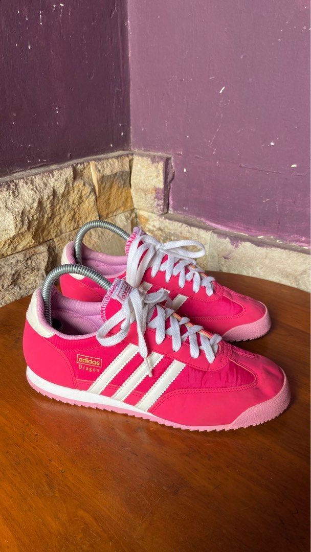 Adidas store dragon ungu