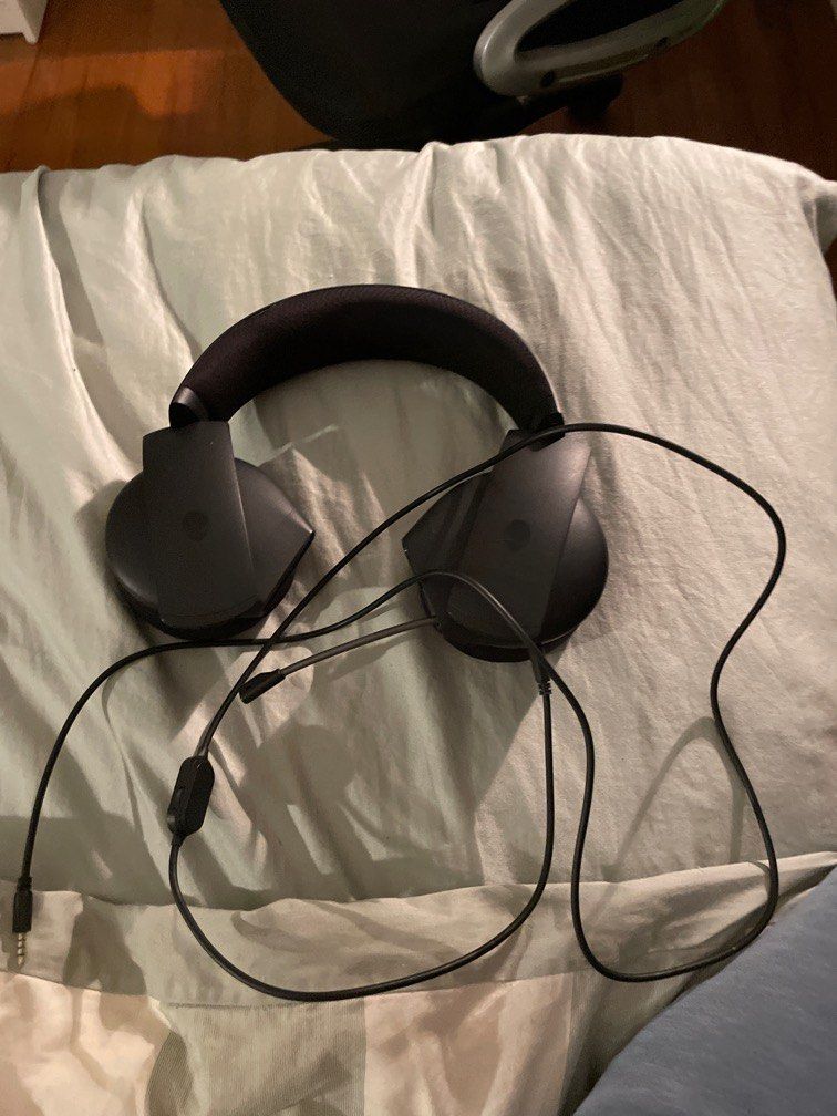 alienware 7.1 wired gaming headset, Audio, Headphones & Headsets on