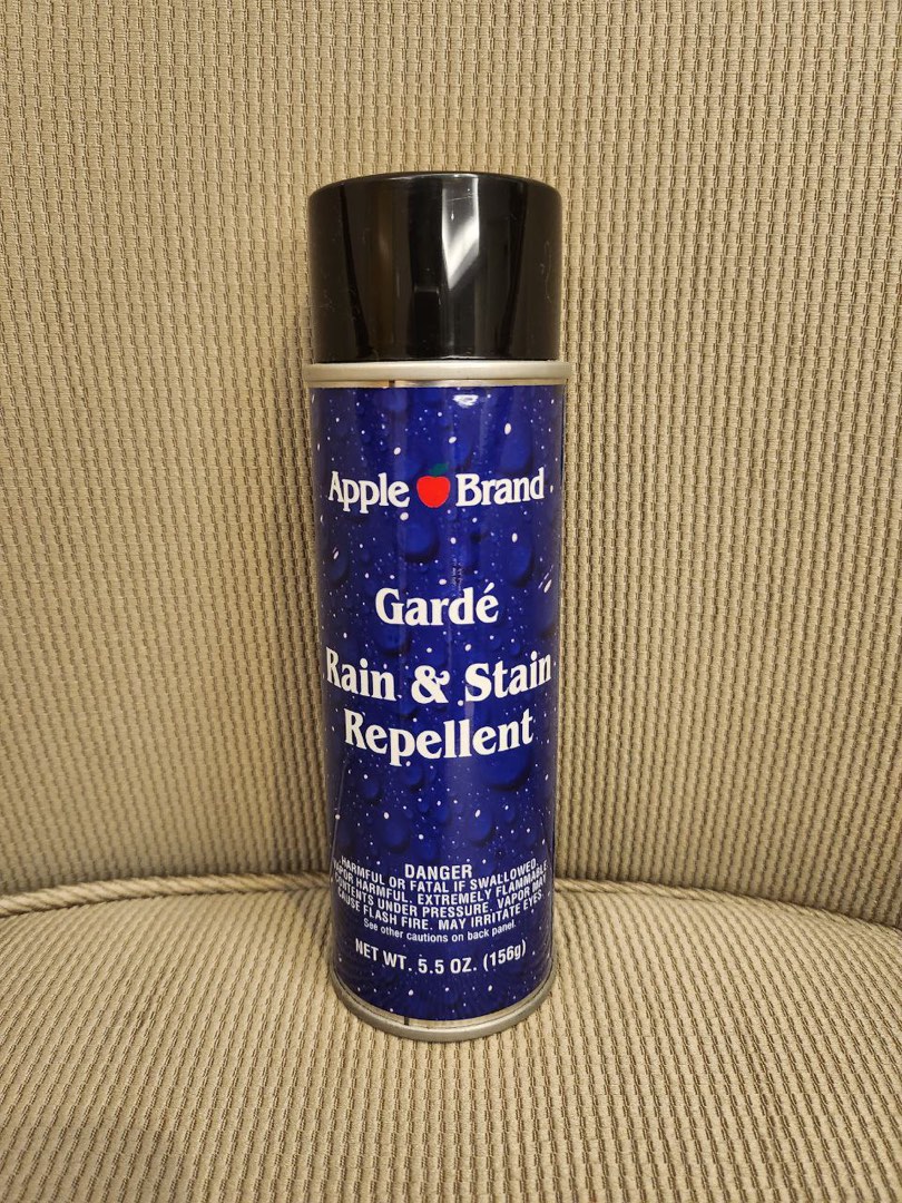 Apple Brand Garde Spray, Luxury, Bags & Wallets on Carousell