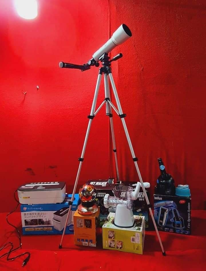 Astronomical telescope, Sports Equipment, Hiking & Camping on Carousell