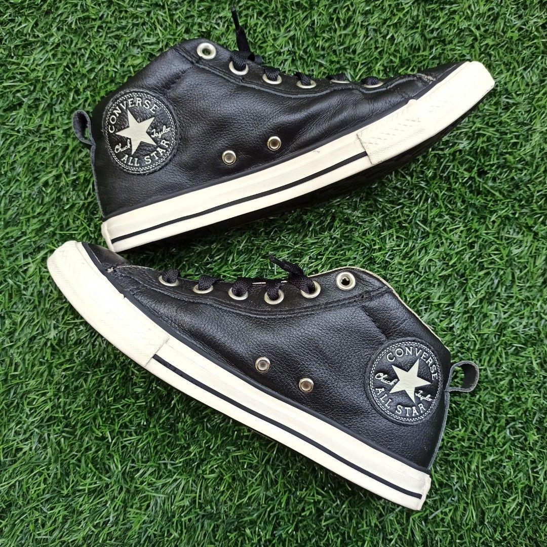 Black leather converse junior clearance