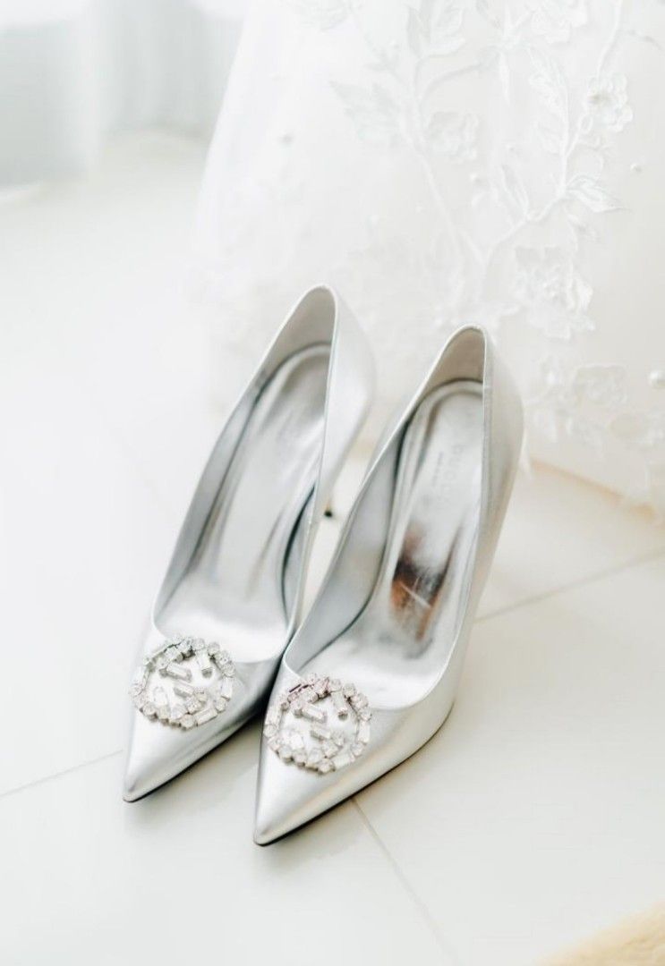 Gucci new arrivals ivory shoes