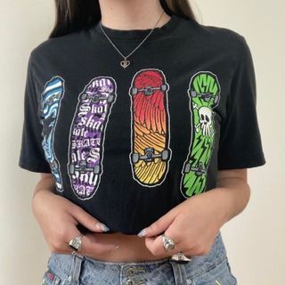 Black skateboard tee
