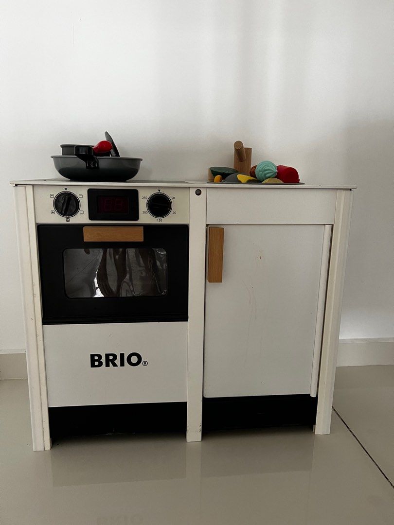 Brio deals toy kitchen