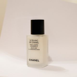 Chanel le blanc Multi-Use Illuminating Base
