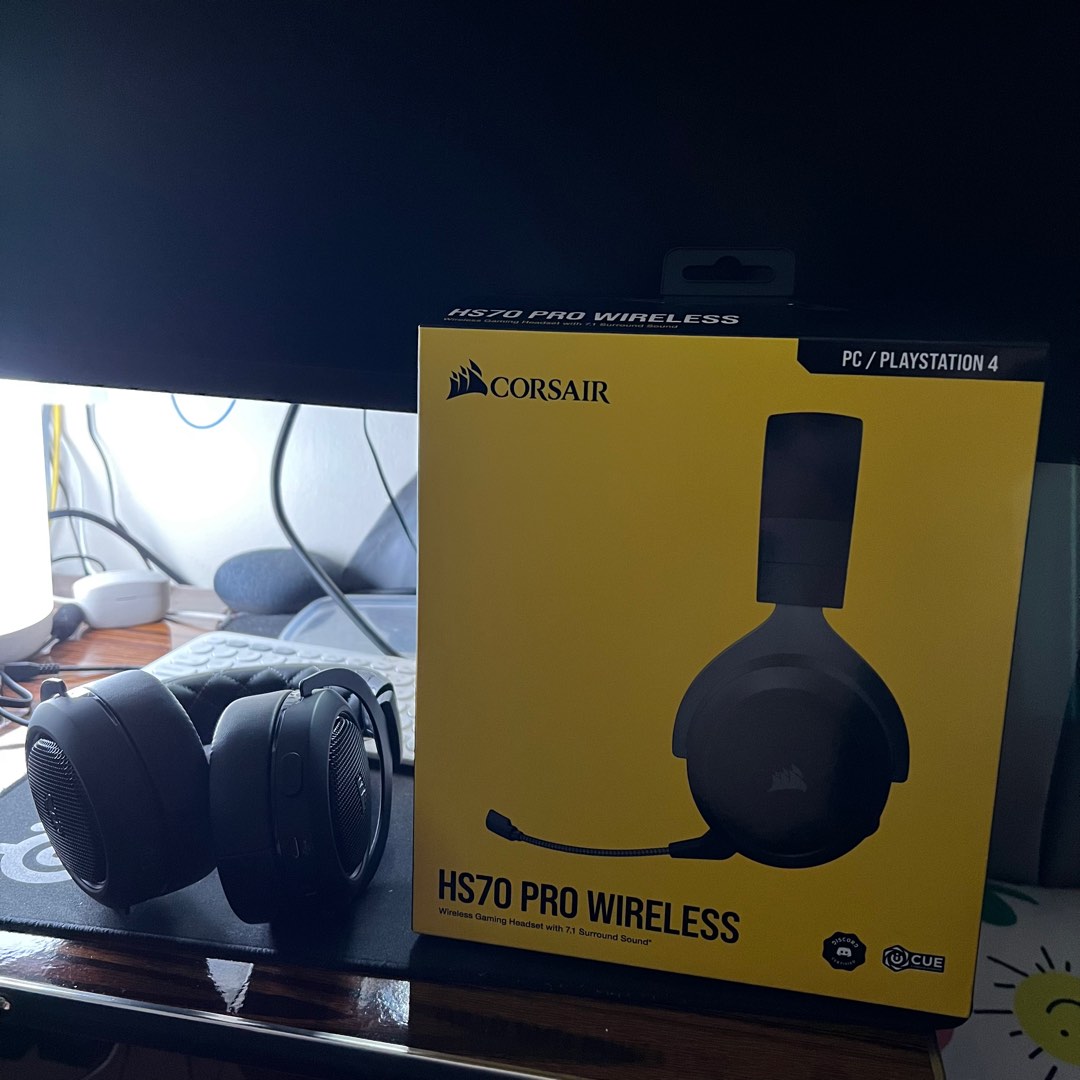 Corsair top hs 550