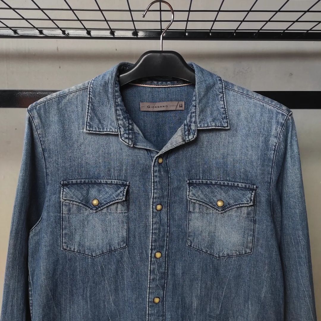 Giordano denim store shirt