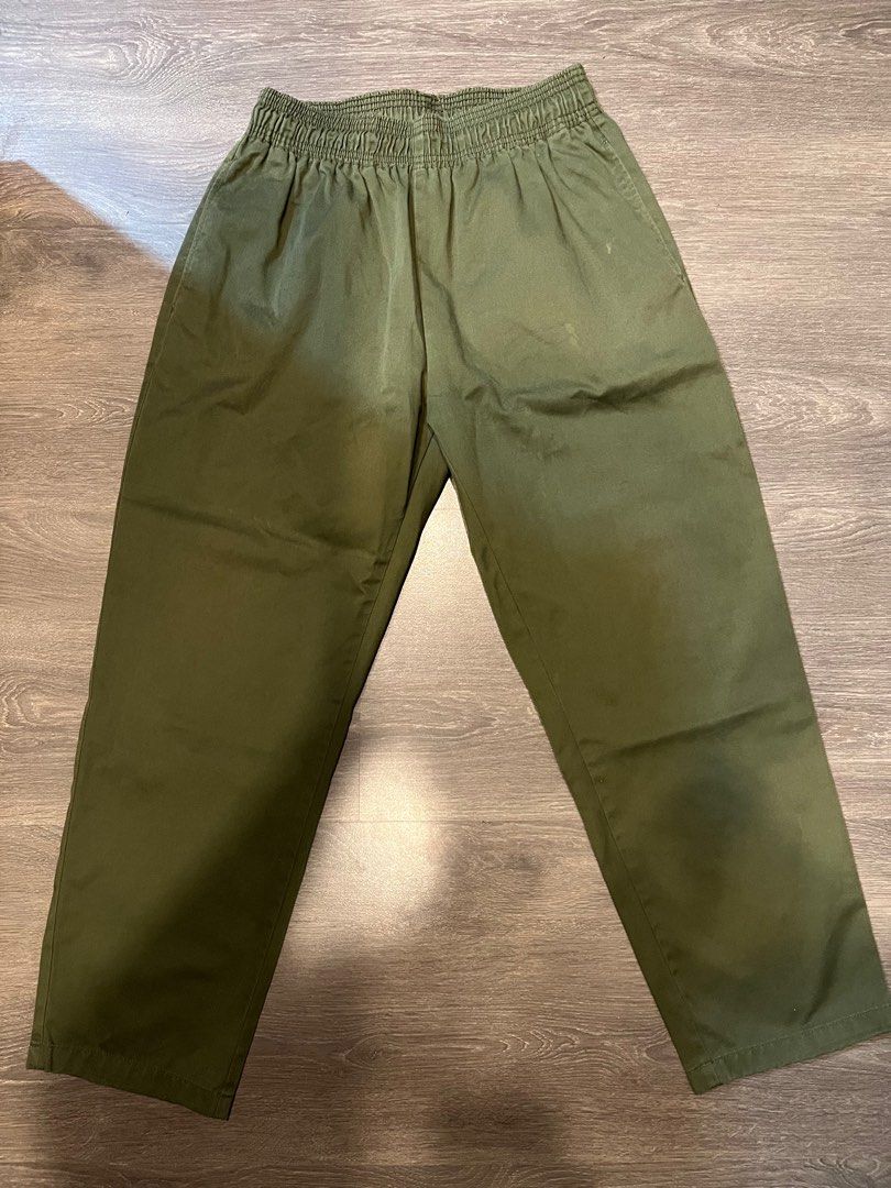 olive green pants        <h3 class=
