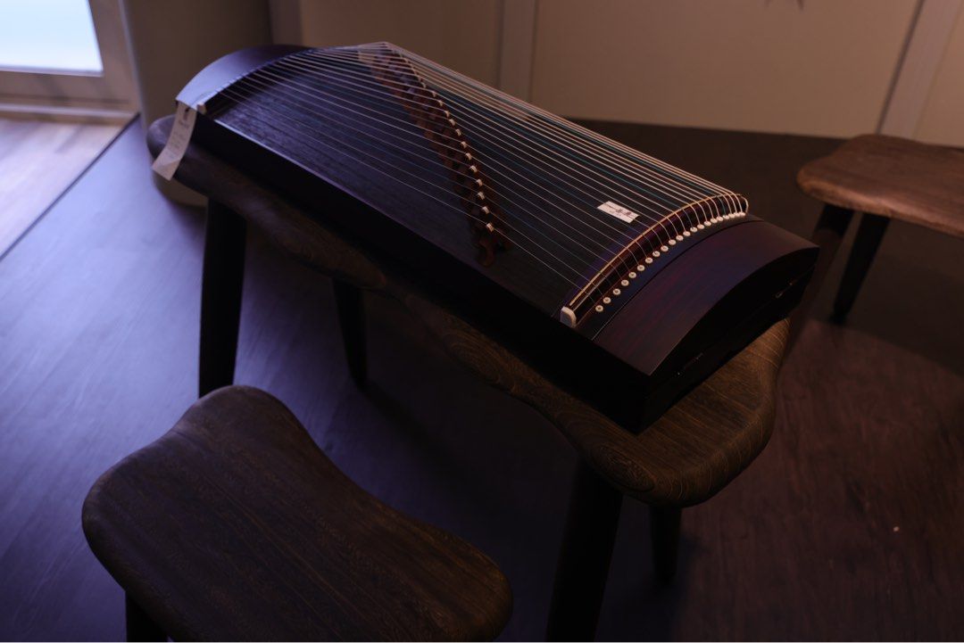 Guzheng small mini guzhen gu zheng, Hobbies & Toys, Music & Media