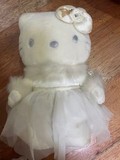 (Category: ) located in . Submitted by katmarbella (Listing ID 1195380353, Image 1). Description: .
