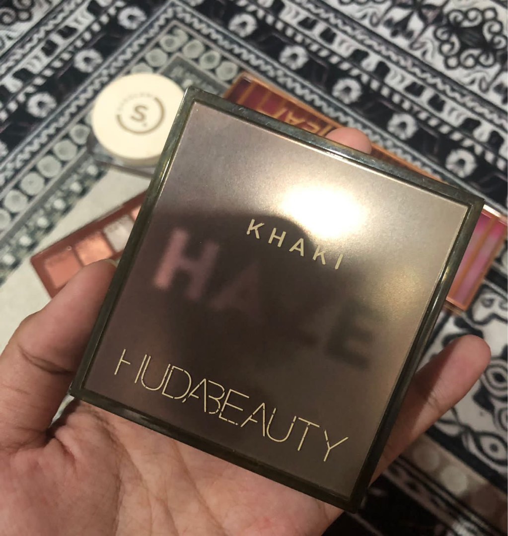 Huda beauty khaki haze eyeshadow pallete, Beauty & Personal Care, Face