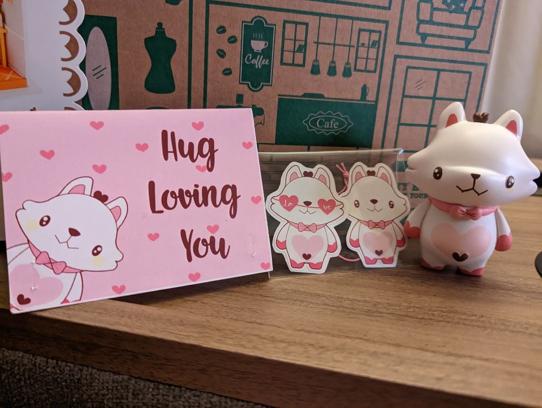 Hug figures by Hugy_me, Hobbies & Toys, Toys & Games on Carousell