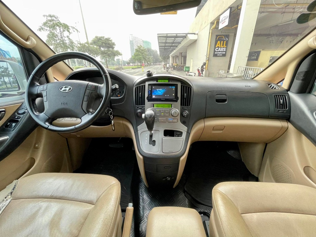 Hyundai Starex, Cars for Sale, Used Cars on Carousell