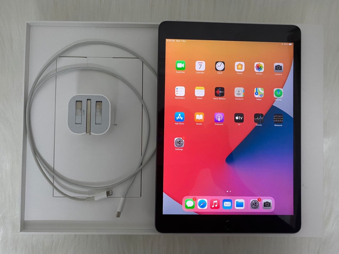 iPad Gen 8 128gb Wifi, Mobile Phones & Gadgets, Tablets, iPad on Carousell