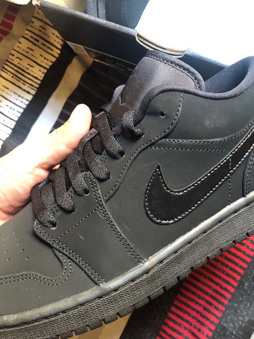 j1 low triple black