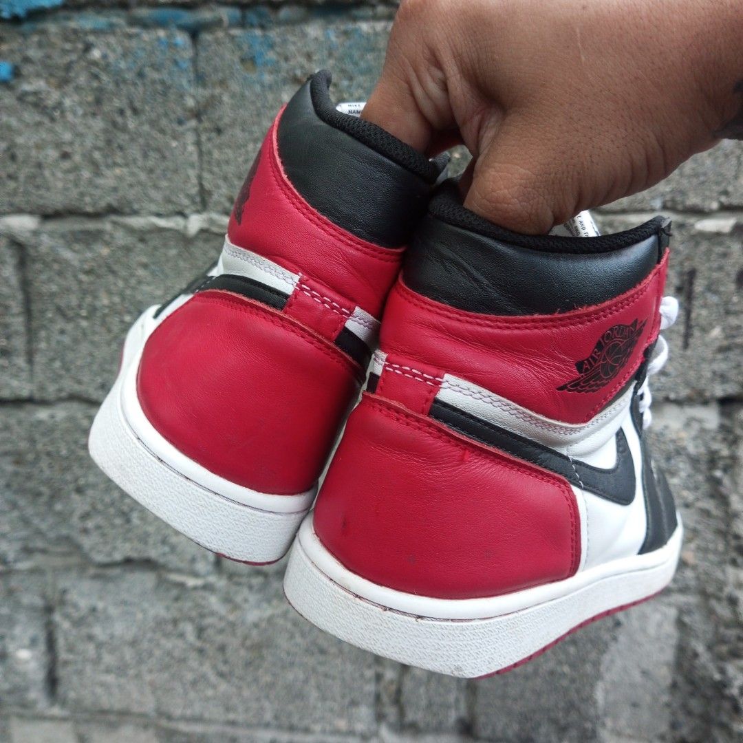 j1 retro black and white