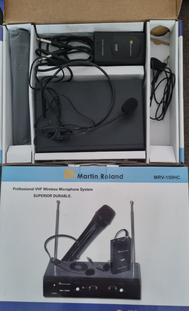 Martin Roland wireless microphone system, TV & Home Appliances, TV ...