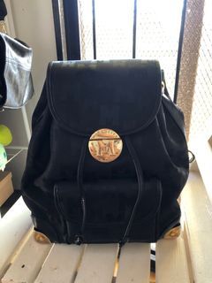 METROCITY QUILTED LEATHER BACKPACK ALA MCM CHANEL, Women's Fashion