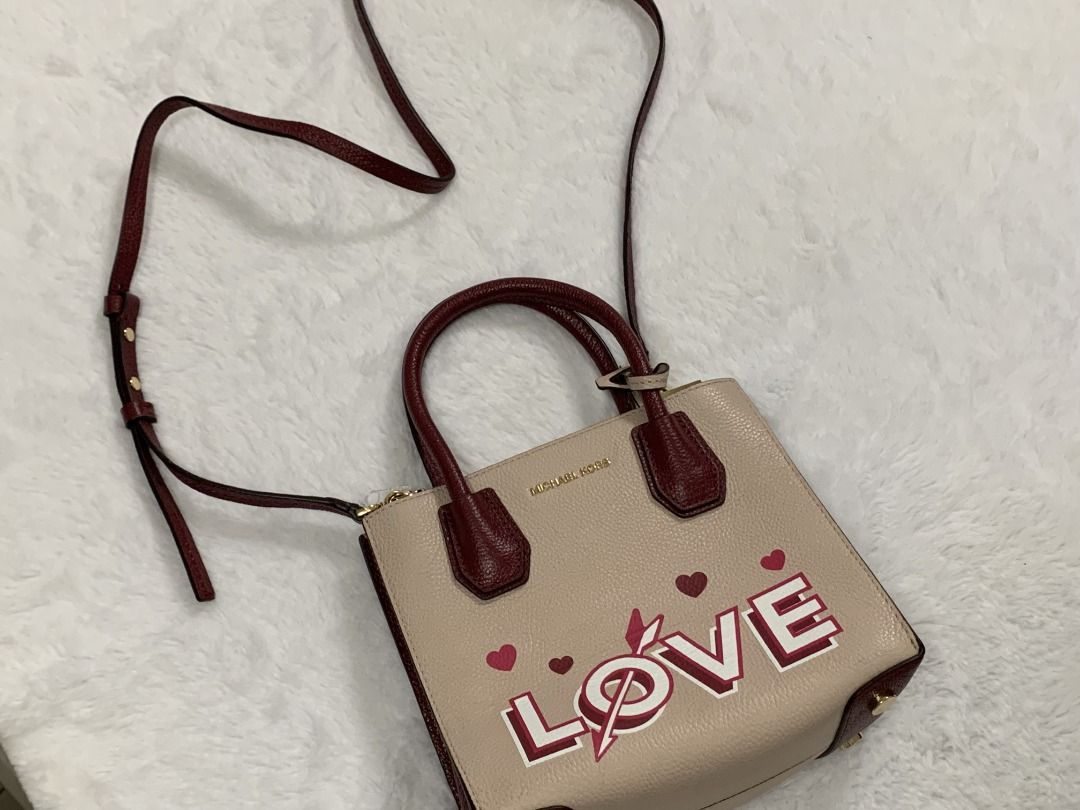 Authentic Michael Kors Mercer Love Leather Crossbody Soft Pink