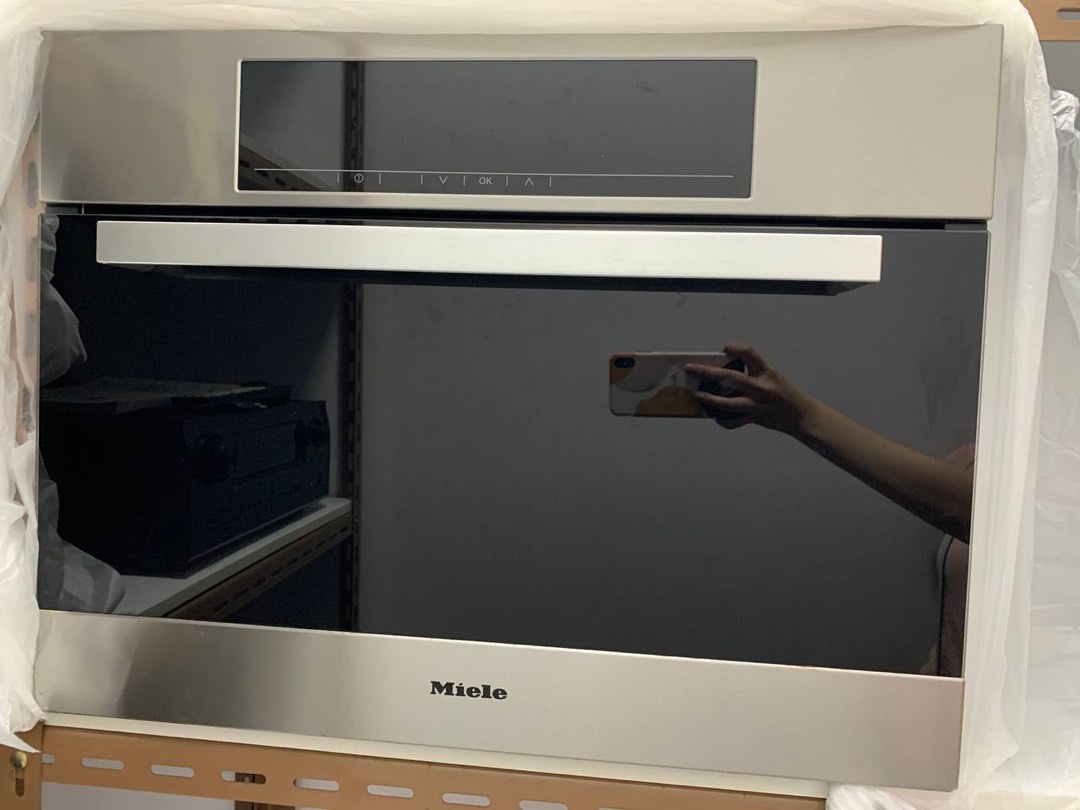 Miele Built In Steam Oven DG5030, TV & Home Appliances, Kitchen