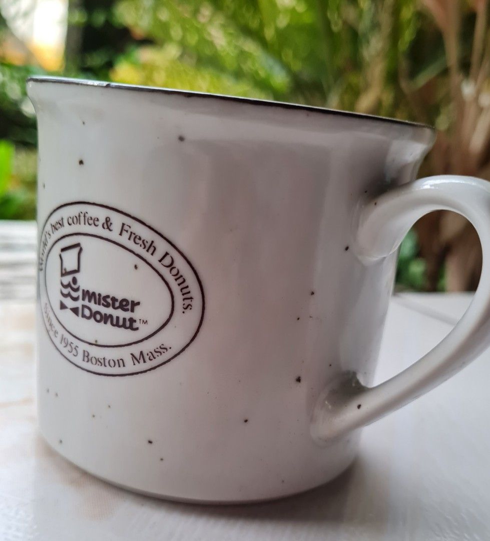 Mister Donut Mug (Category: Coffee & Tea Tableware) located in Quezon City. Submitted by lobaman (Listing ID 1195381476, Image 1). Description: Mister donut coffee cup. Box are damage. Mug is mint condition..