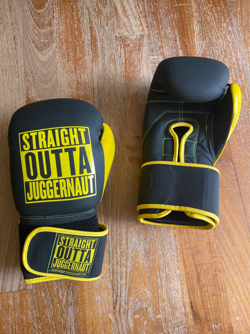 Boxing Equipment Leone 1947 Thai Style GN114 Boxing Gloves Branco