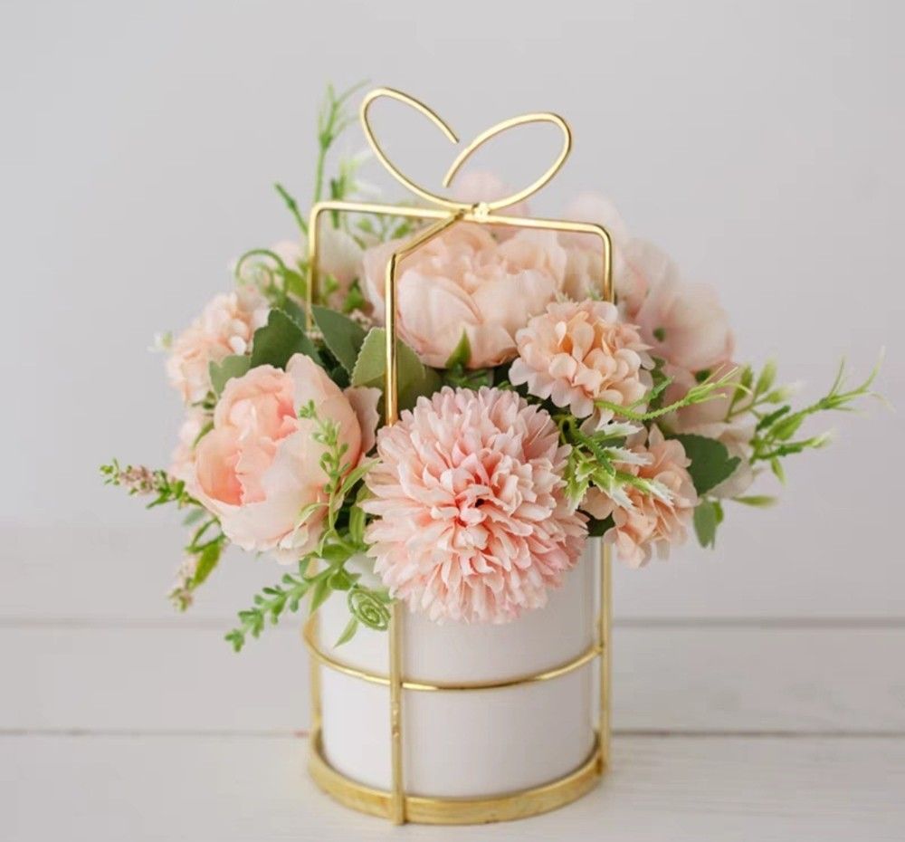 Amazon.com: Pink Vase for Flowers - Handmade Mosaic Glass Vase for Home  Decor ，Modern Decorative Flower Vases for Bedroom Kitchen Living Room  Centerpieces : Home & Kitchen