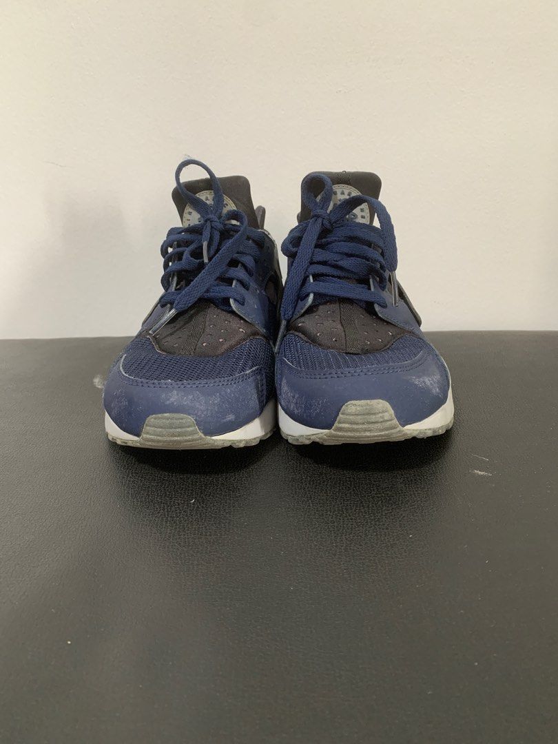 Nike air huarache navy 2025