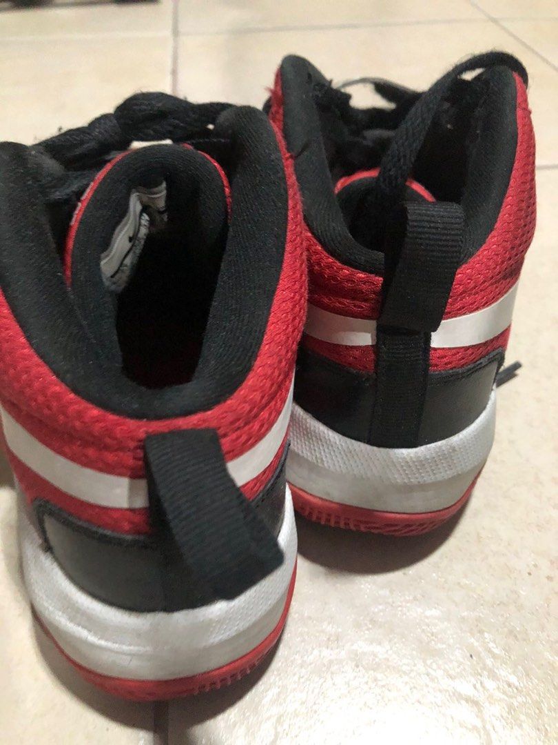 Nike hustle d8 mens discount