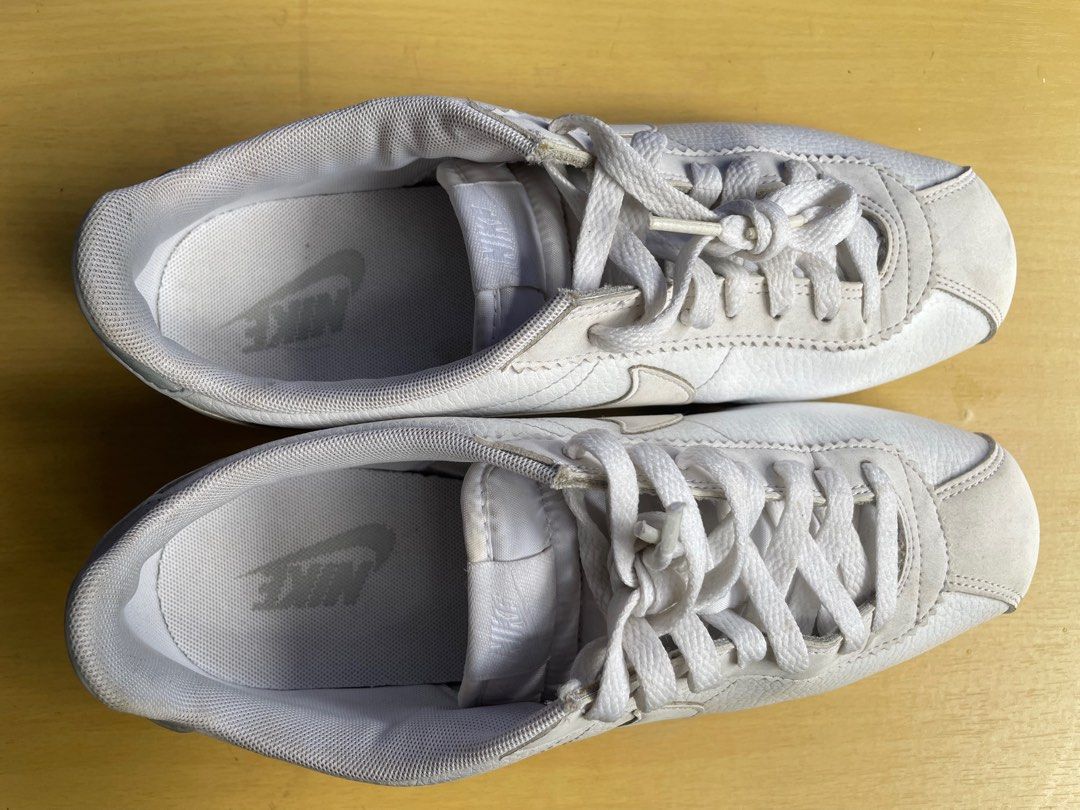 triple white nike cortez