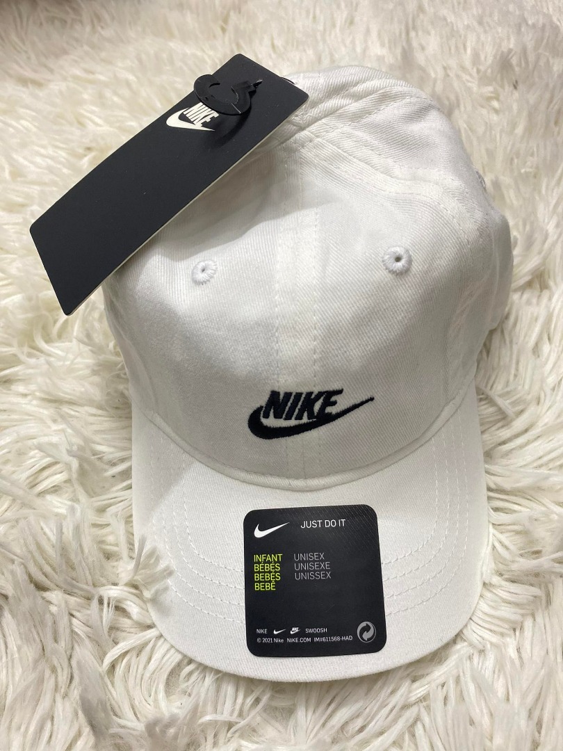 new born nike hats