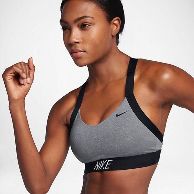 Nike pro indy logo bra 2025