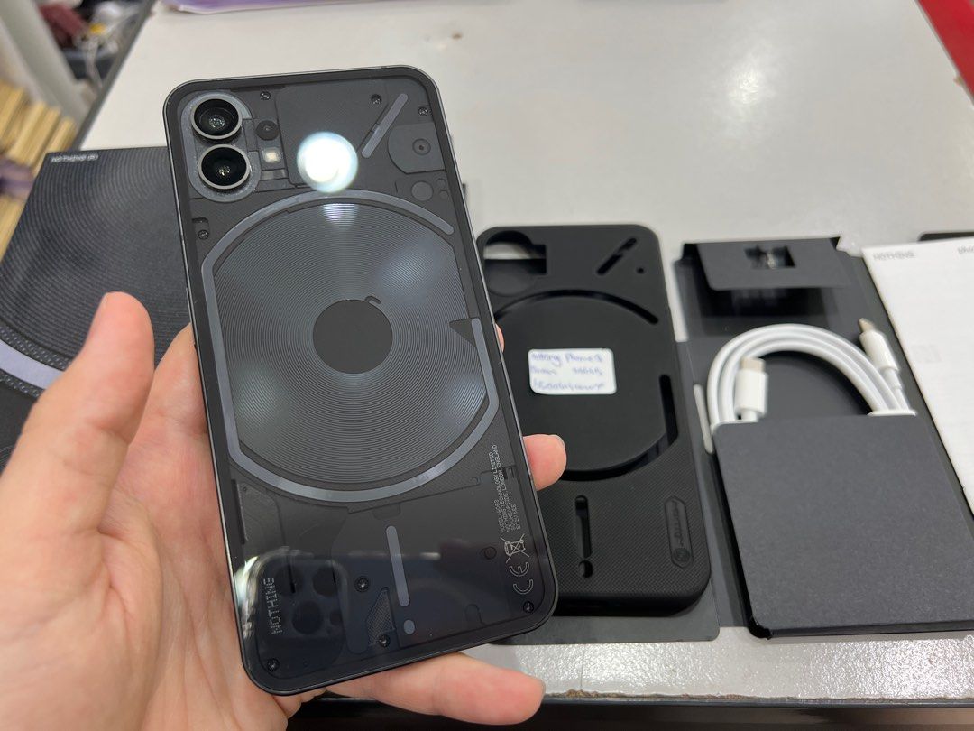 Nothing Phone 1 (8GB 256GB) & (12GB 256GB), Mobile Phones