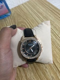 (Category: ) located in . Submitted by ms.kaye (Listing ID 1195293900, Image 1). Description: .