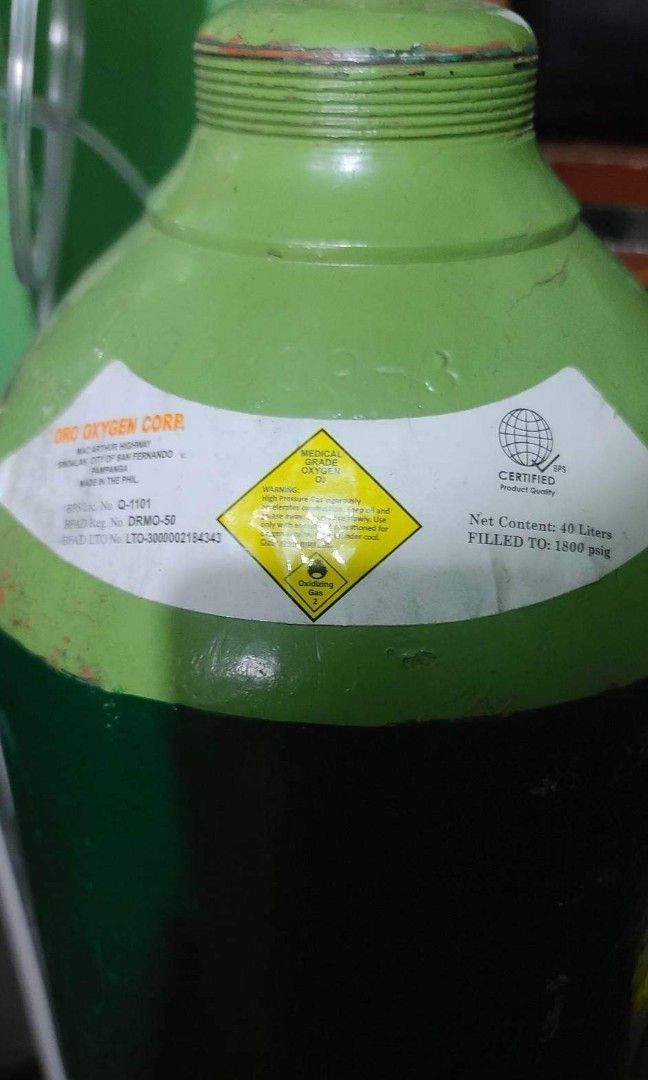 Oxygen tank, Health & Nutrition, Medical Supplies & Tools on Carousell