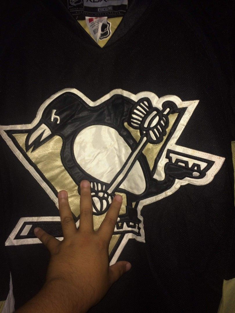 Penguins Jersey, Men's Fashion, Activewear on Carousell