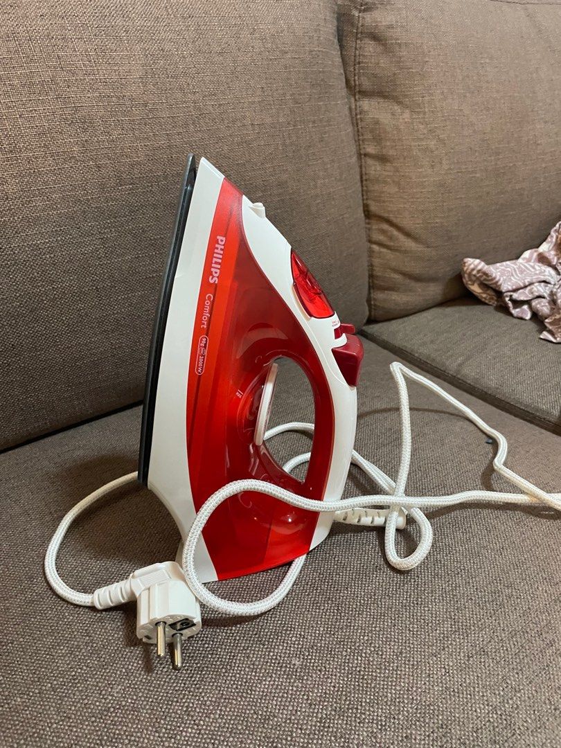 Philips Iron, TV & Home Appliances, Irons & Steamers on Carousell