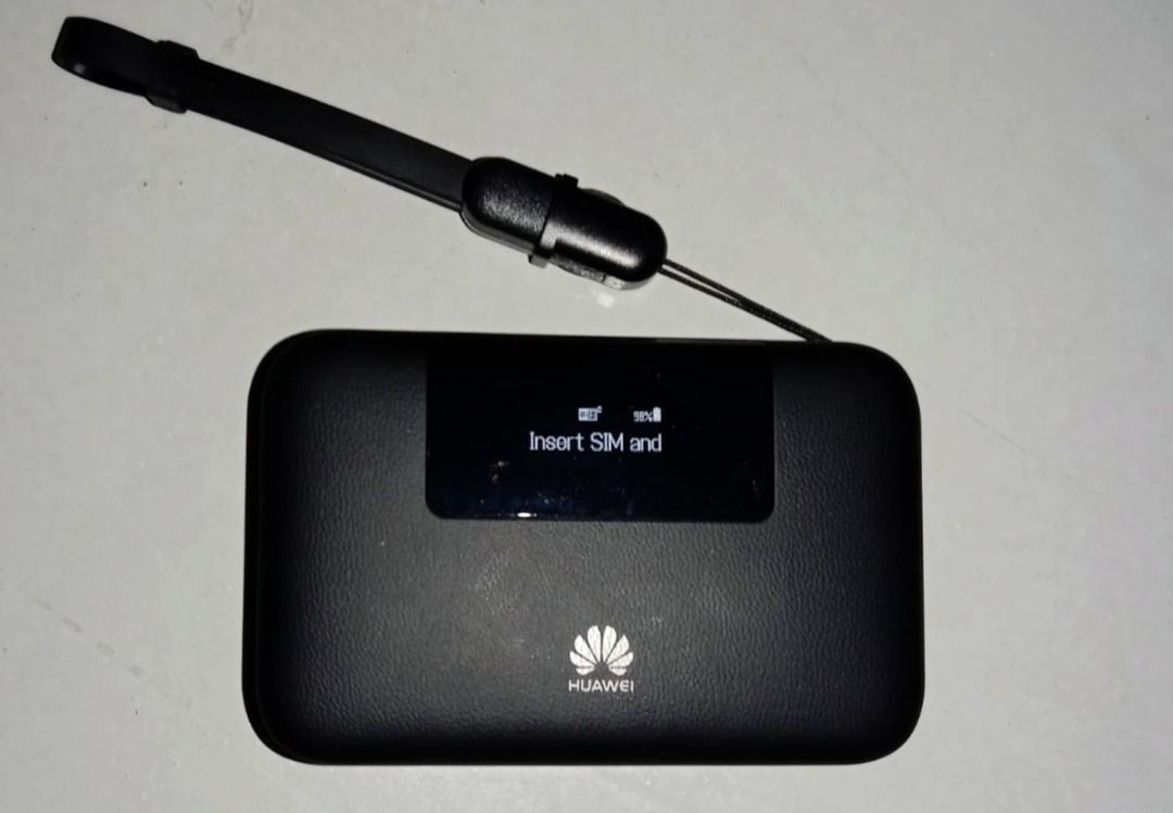 Pocket Mobile Wifi Router Pro + 5200mah Power Bank, Computers