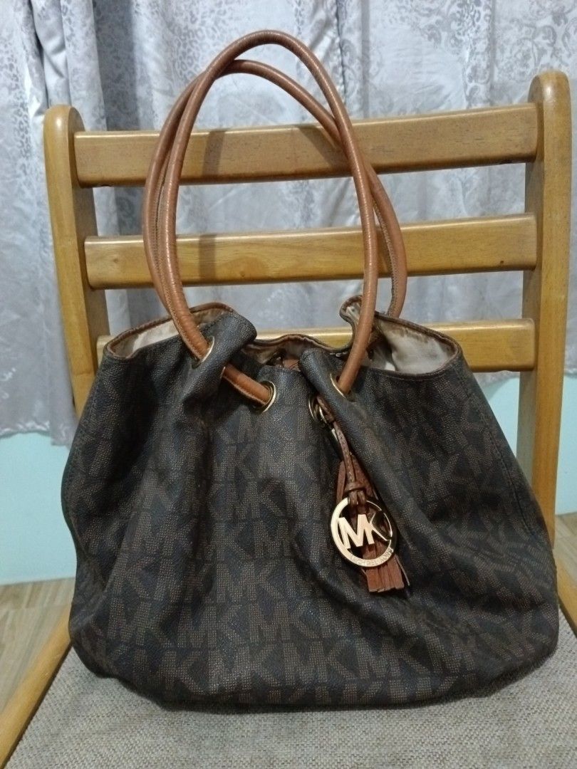 Michael kors hot sale ring tote