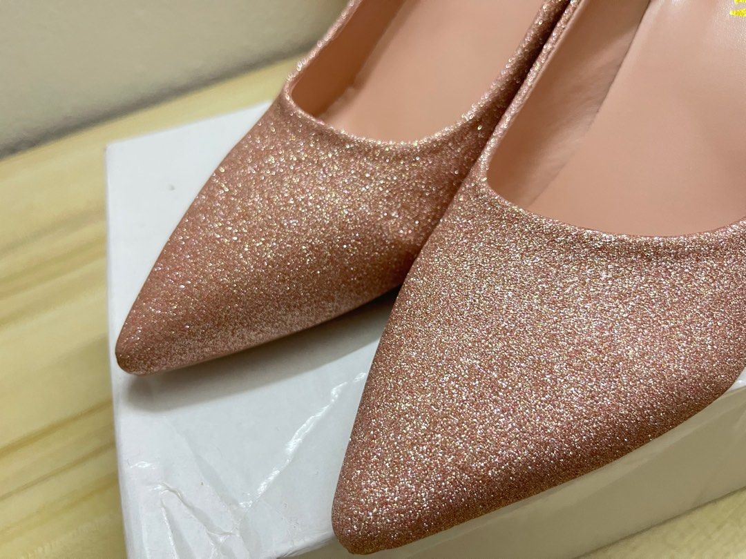 Size 2 rose gold heels sales