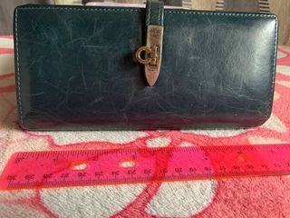 (Category: ) located in . Submitted by Shin.Shoppe (Listing ID 1195220609, Image 1). Description: .