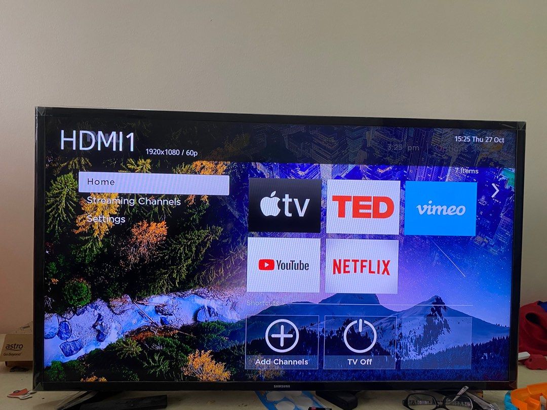 Samsung smart tv 40 inch 5 series 5250 clearance