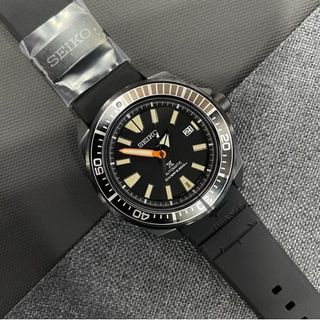 （分類：）位於 。 由 tt.watch 提交（商品編號 1195263605，圖片 1）。簡介： 。