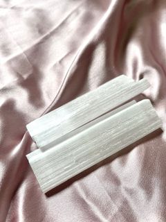 (Category: ) located in . Submitted by Fengshui_Court (Listing ID 1195252121, Image 1). Description: .