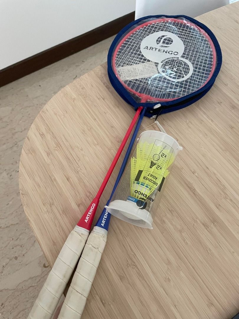 Set of 2 Badminton rackets Decathlon Like New, Sports Equipment