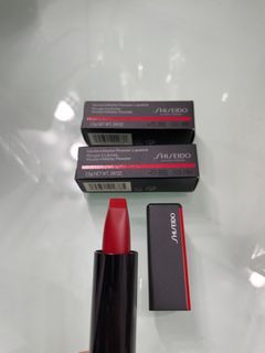 Shiseido MINI Lipstick in Hyper Red