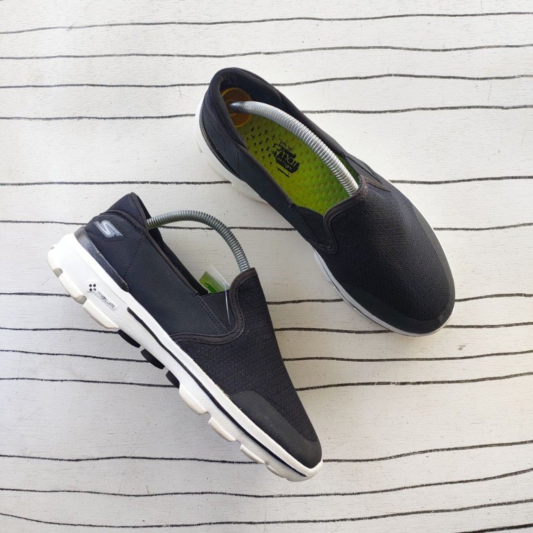 Skechers go best sale walk 3 7.5
