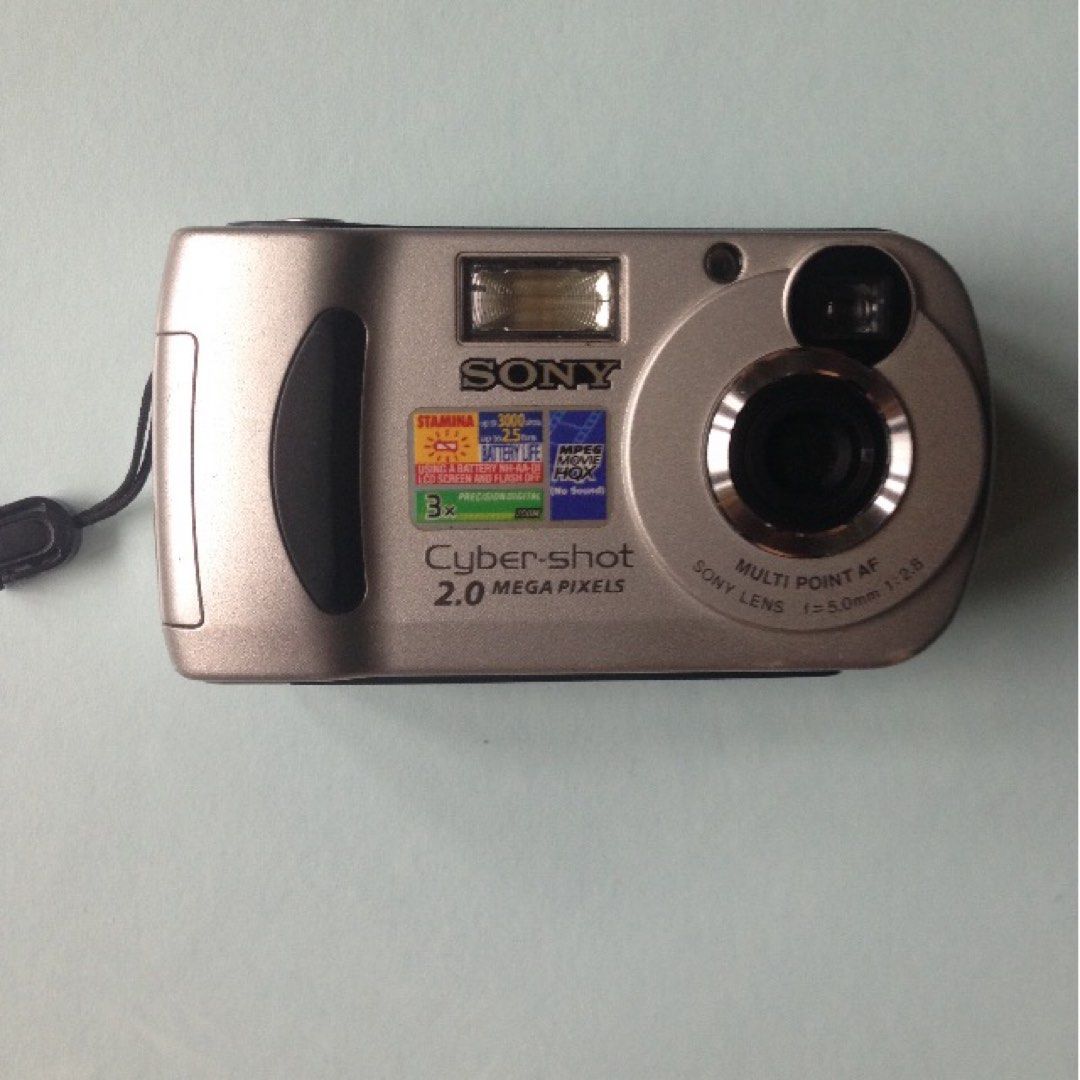 Sony Cyber-shot 2.0 megapixels (Category: Video Cameras) located in Manila. Submitted by bondea (Listing ID 86152709, Image 1). Description: 09179172513.